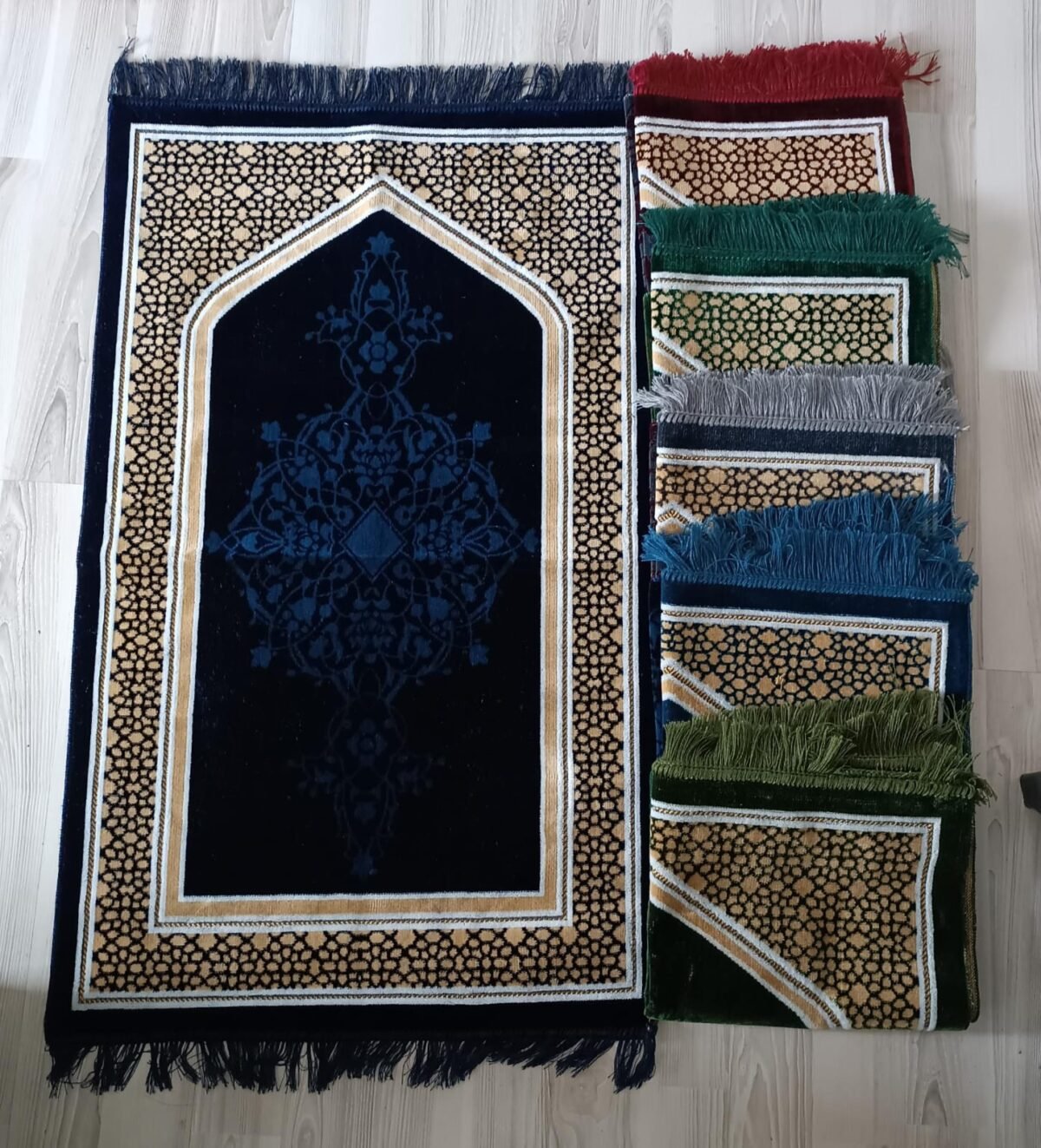 Islamic prayer mat, rug, janamaz, Salat mat different colours - Image 1