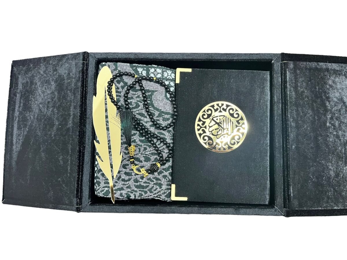 Eid Gift L Box Velvet, Full Quran, Tasbeeh, Prayer Mat, Book Marker Decoration - Image 12
