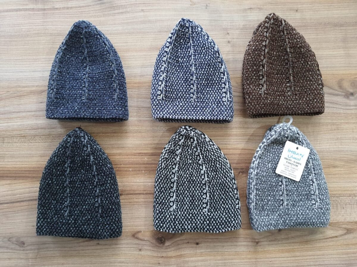 Folded Velvet-Style Winter Beanie Hats – Men – Soft, Warm & Stylish Turkish - Image 11